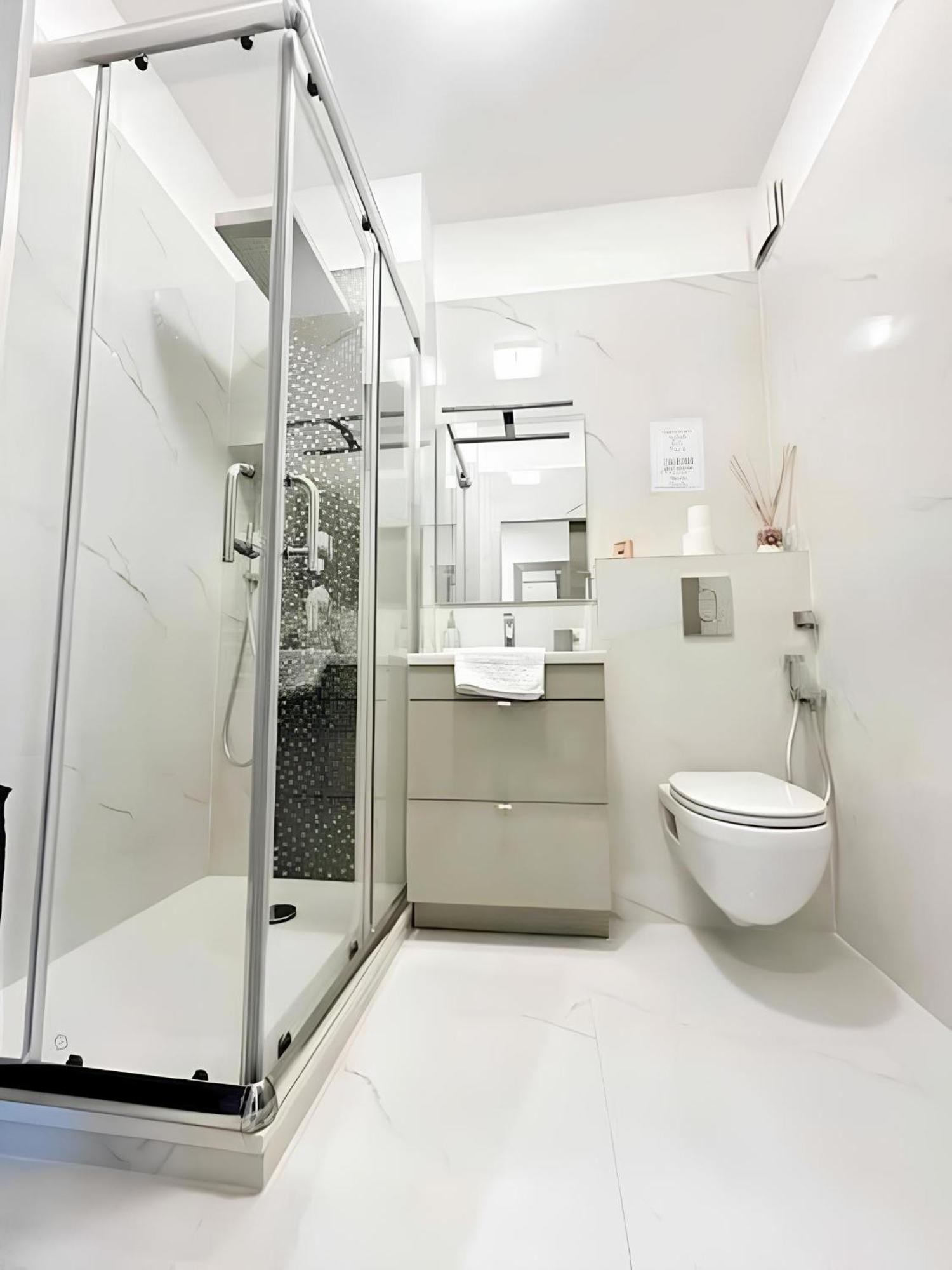 Il Gioiello : Apt 2 Pers, Clim, Piscine, Parking อองทีบส์ ภายนอก รูปภาพ